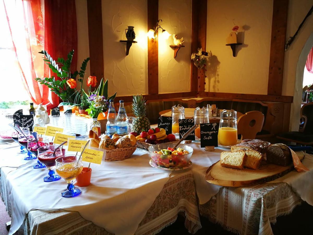 Gaestehaus-Pension Keiss Hopferau Bagian luar foto